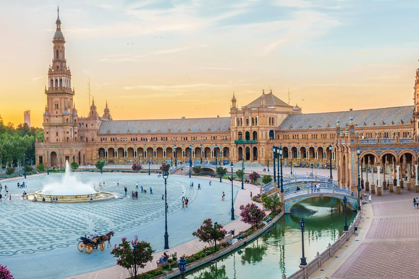 Viajar por España - Sevilla en autocaravana