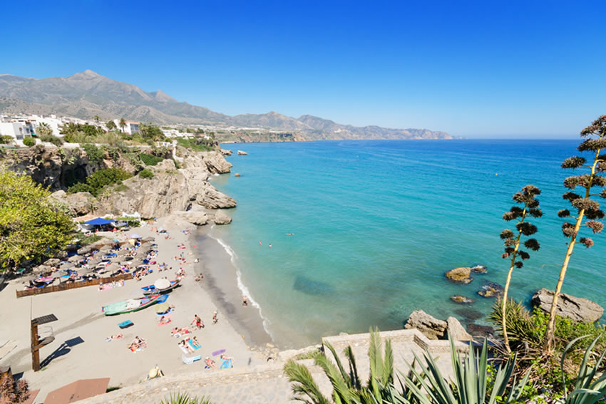 Viajar por España - El regalo perfecto para San Valentín: alquilar una autocaravana